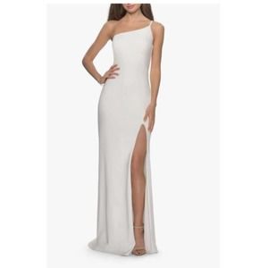 La femme one shoulder gown white leg slit